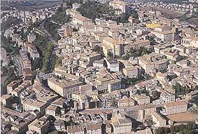 Visiter Fermo